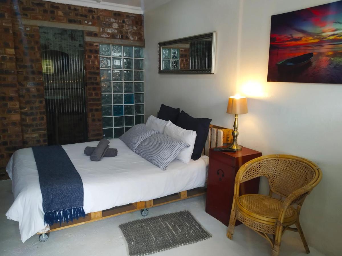 Cottage Guesthouse Pretoria-Noord Extérieur photo