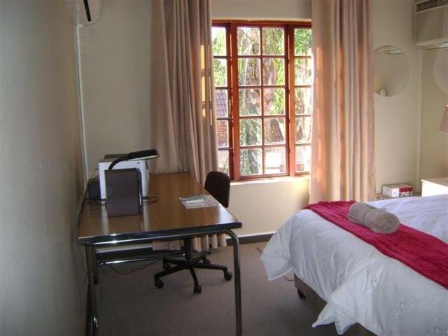Cottage Guesthouse Pretoria-Noord Extérieur photo