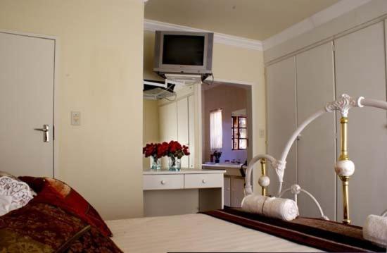Cottage Guesthouse Pretoria-Noord Extérieur photo