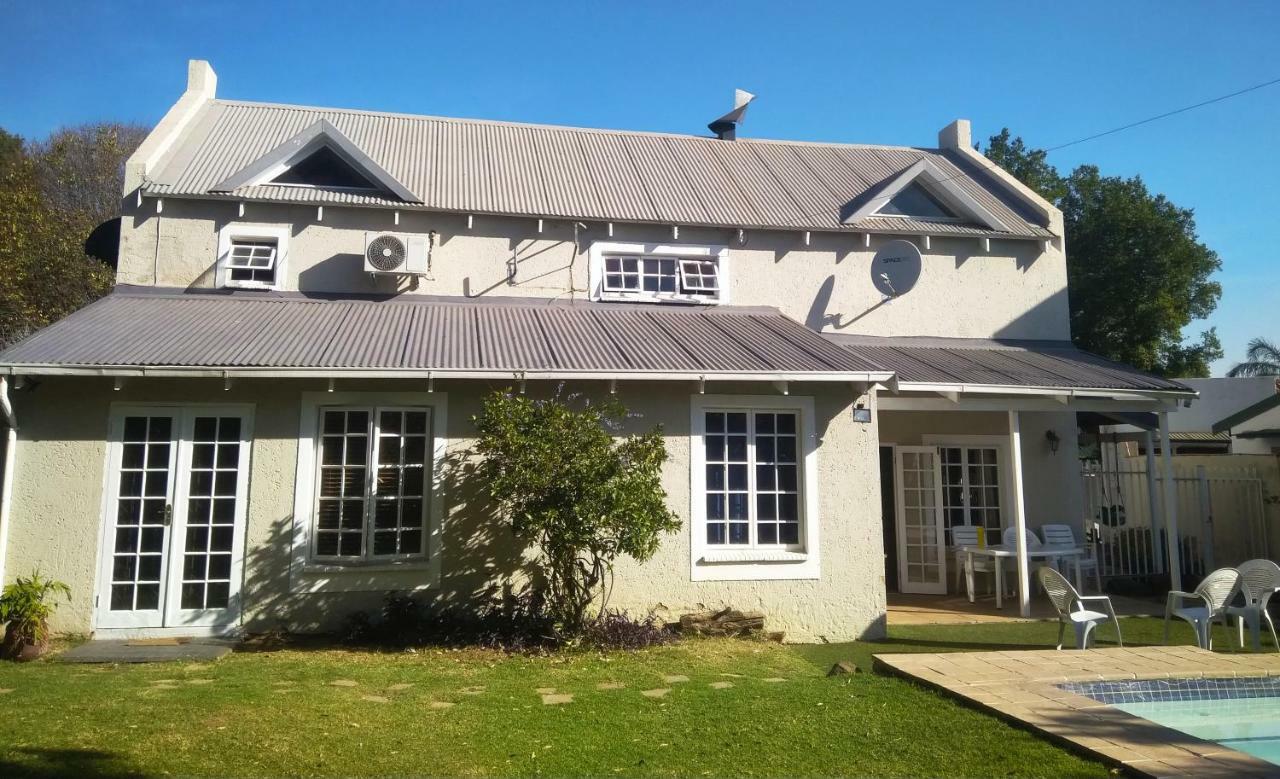 Cottage Guesthouse Pretoria-Noord Extérieur photo